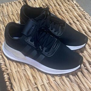 Adidas Women's Black and White Sneakers
